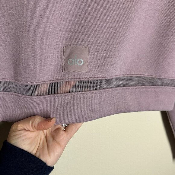 ALO Yoga Advance Mesh Inset Fleece Crop Sweatshirt Womens Size S Athleisure Gym - Picture 4 of 10